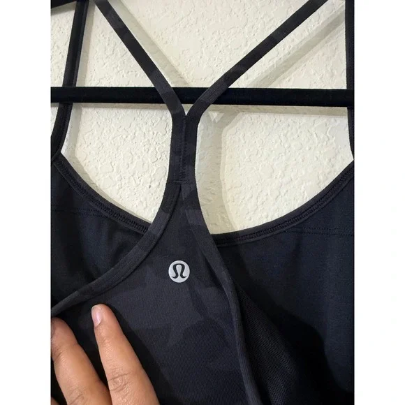 Lululemon Women's Black Camo Strapy Align Tank Top Size 10 Athleisure - Picture 3 of 4